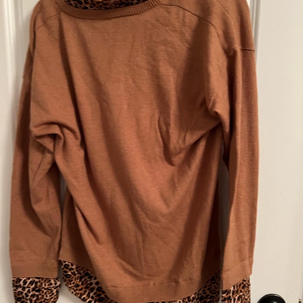 Animal print top - Picture 3 of 5